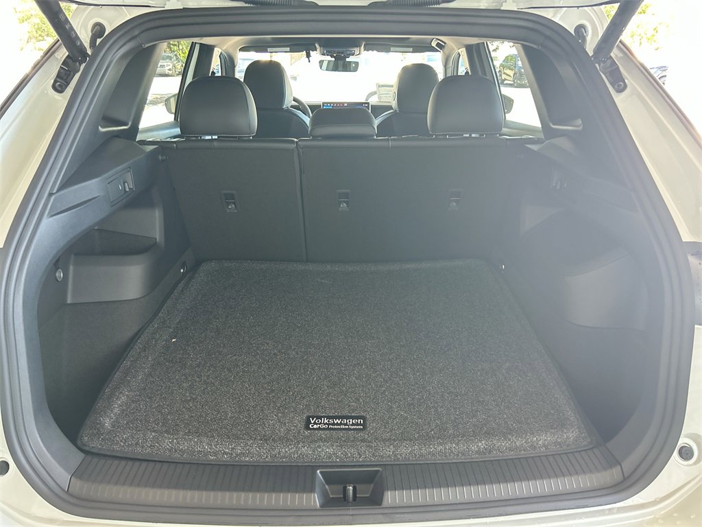 New 2026 Volkswagen Tiguan SE R-Line image 45