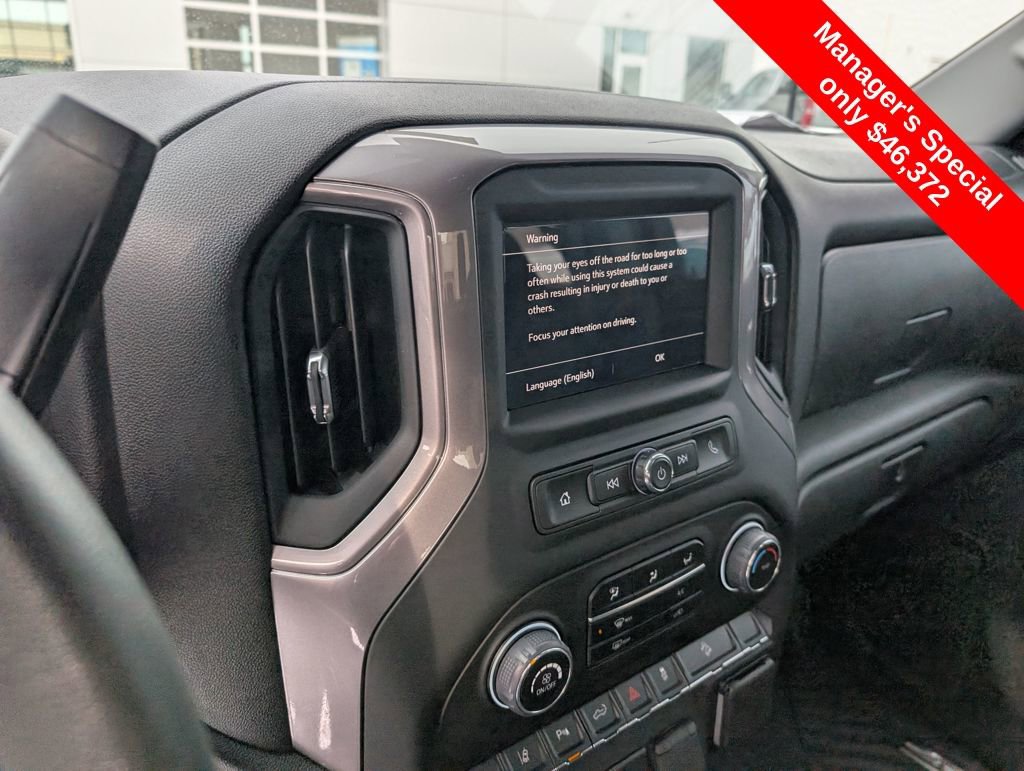 Used 2024 Chevrolet Silverado 2500 Custom w/ Custom Value Package image 18