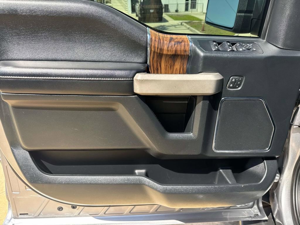 Used 2020 Ford F150 Lariat w/ Equipment Group 502A Luxury AWD/4WD image 21