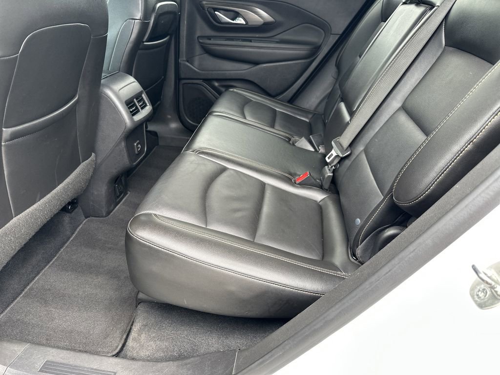 Used 2021 GMC Terrain SLT w/ Infotainment Package II FWD image 29