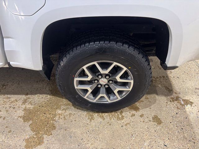 Used 2021 GMC Canyon AT4 w/ Driver Alert Package image 31