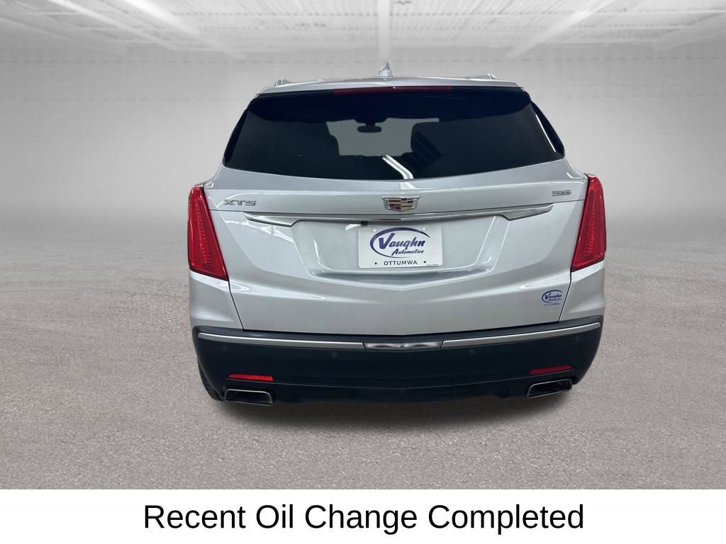 Used 2017 Cadillac XT5 Luxury image 11