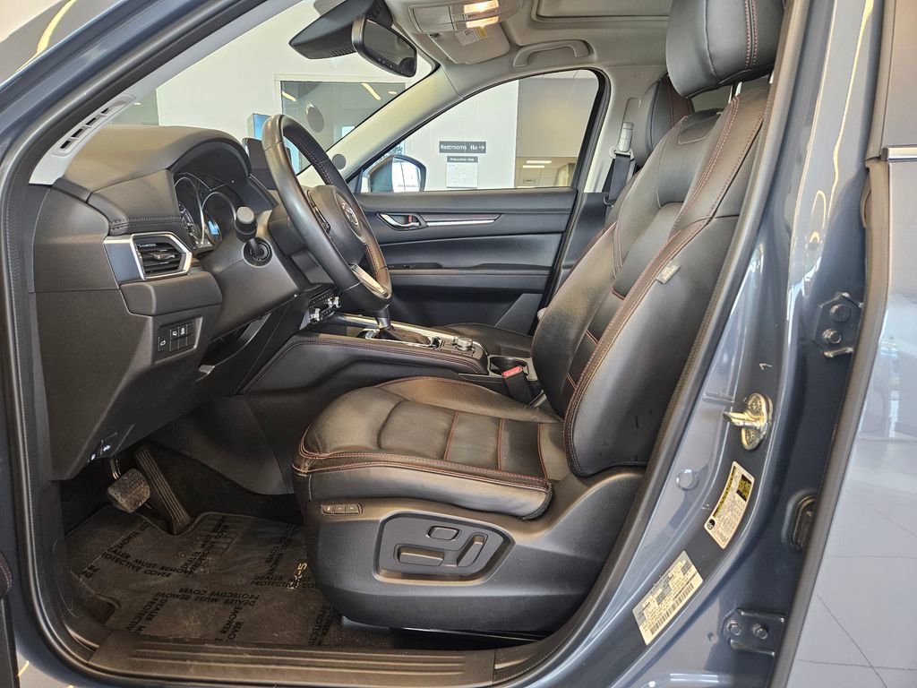 Used 2024 MAZDA CX-5 Carbon Edition image 14