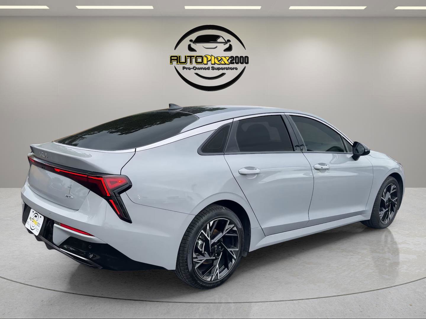 Used 2025 Kia K5 GT-Line w/ GT-Line Premium Package FWD image 7