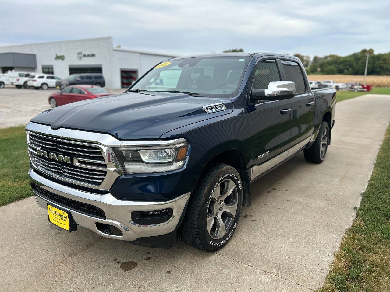 Used 2023 RAM 1500 Laramie image 2
