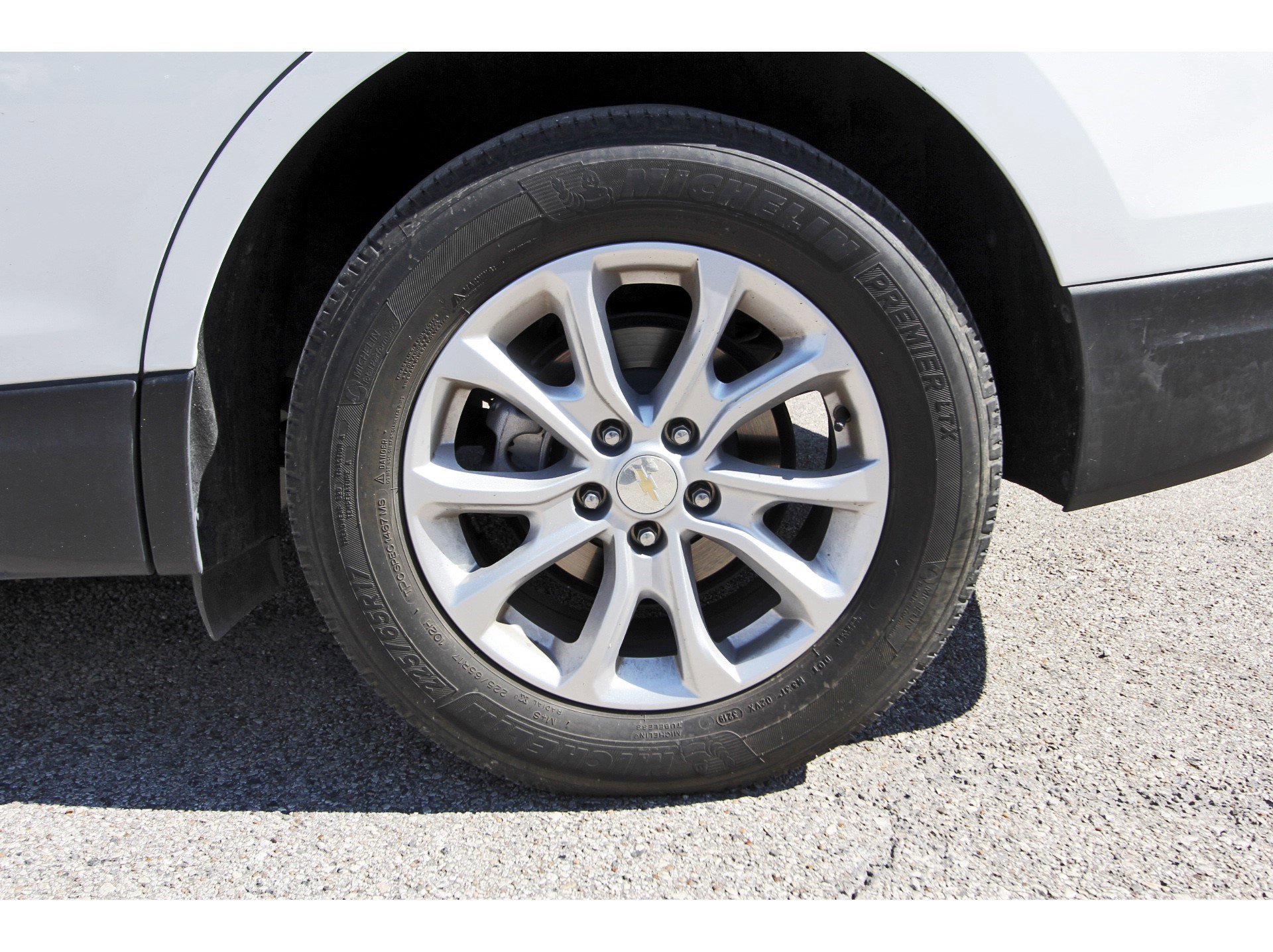 Used 2020 Chevrolet Equinox LT image 32