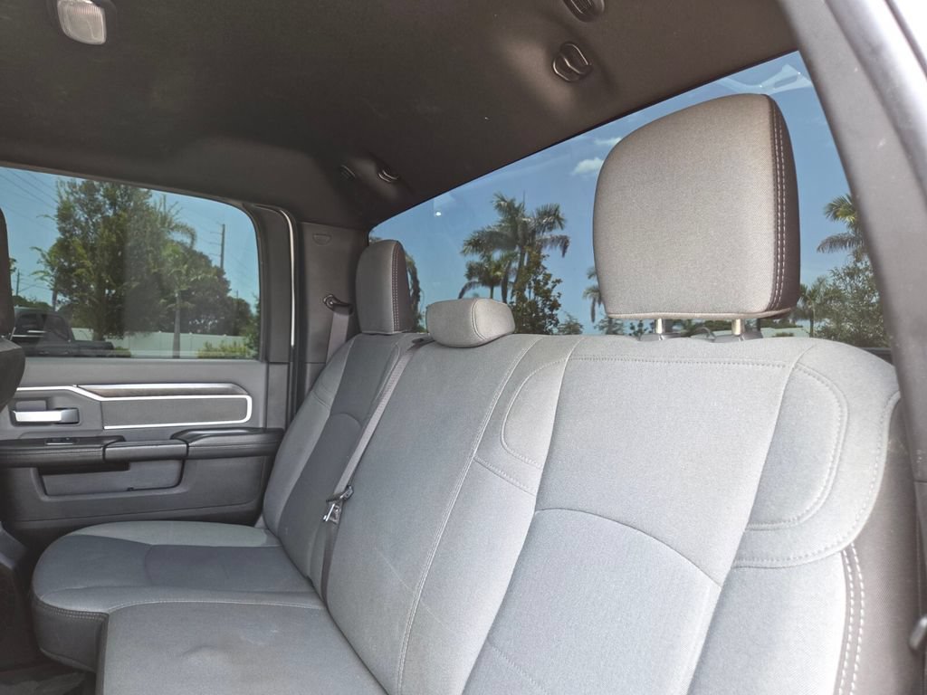 Used 2023 RAM 3500 Big Horn w/ Protection Group AWD/4WD image 21