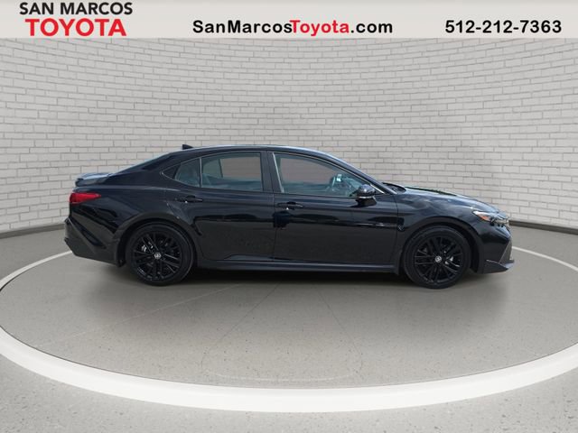 Used 2026 Toyota Camry SE w/ Convenience Package image 4