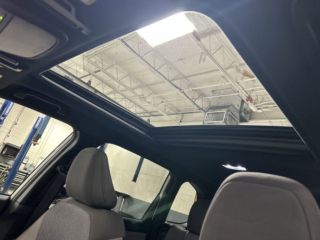 Certified 2025 Subaru Forester Premium image 24