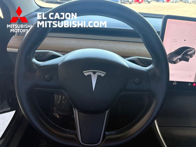 Used 2019 Tesla Model 3 Mid Range RWD image 11