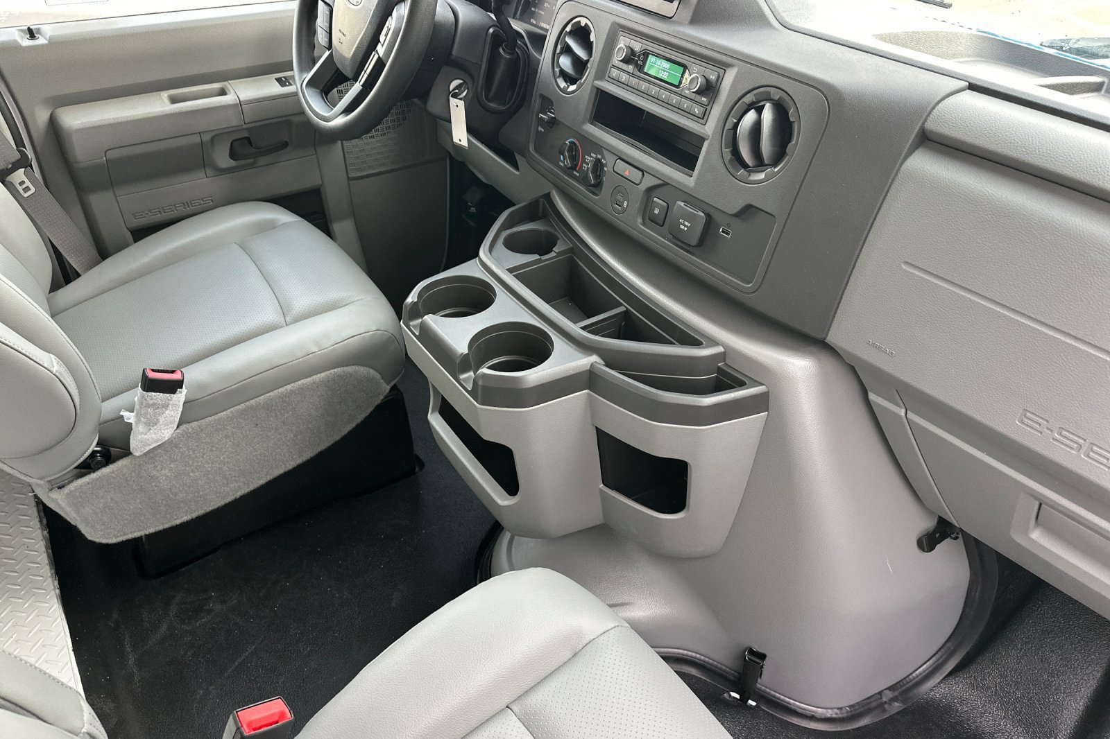 New 2026 Ford E-350 and Econoline 350 Super Duty w/ Power Equipment Group RWD image 15