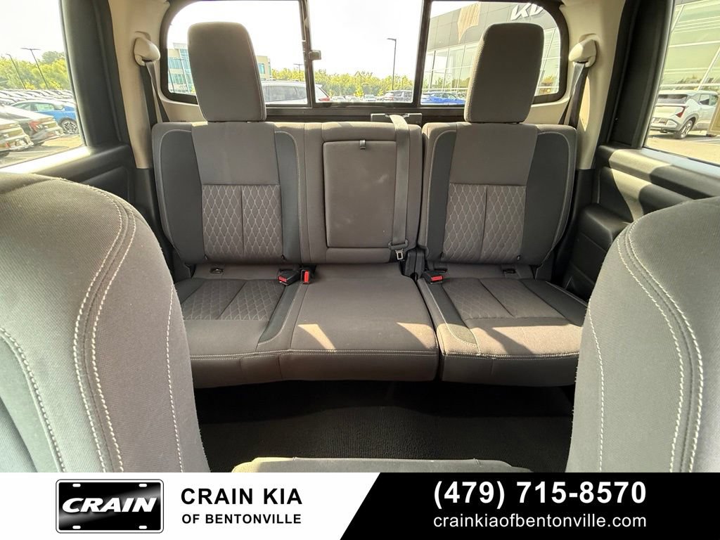 Used 2022 Nissan Titan SV AWD/4WD image 27