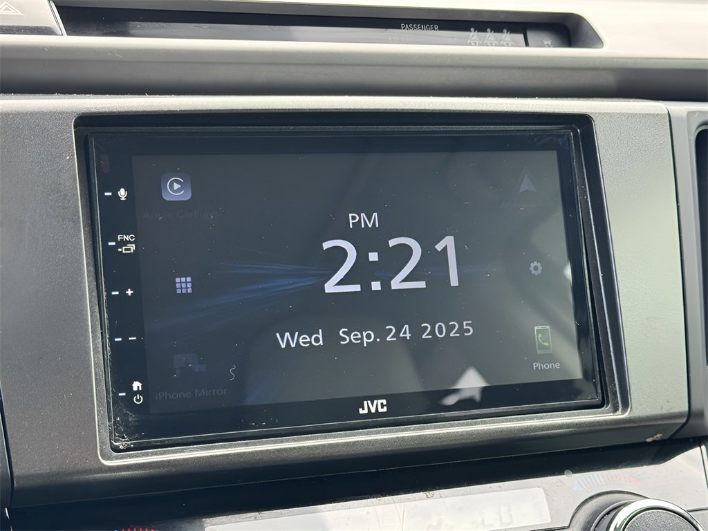 Used 2018 Toyota RAV4 XLE image 33