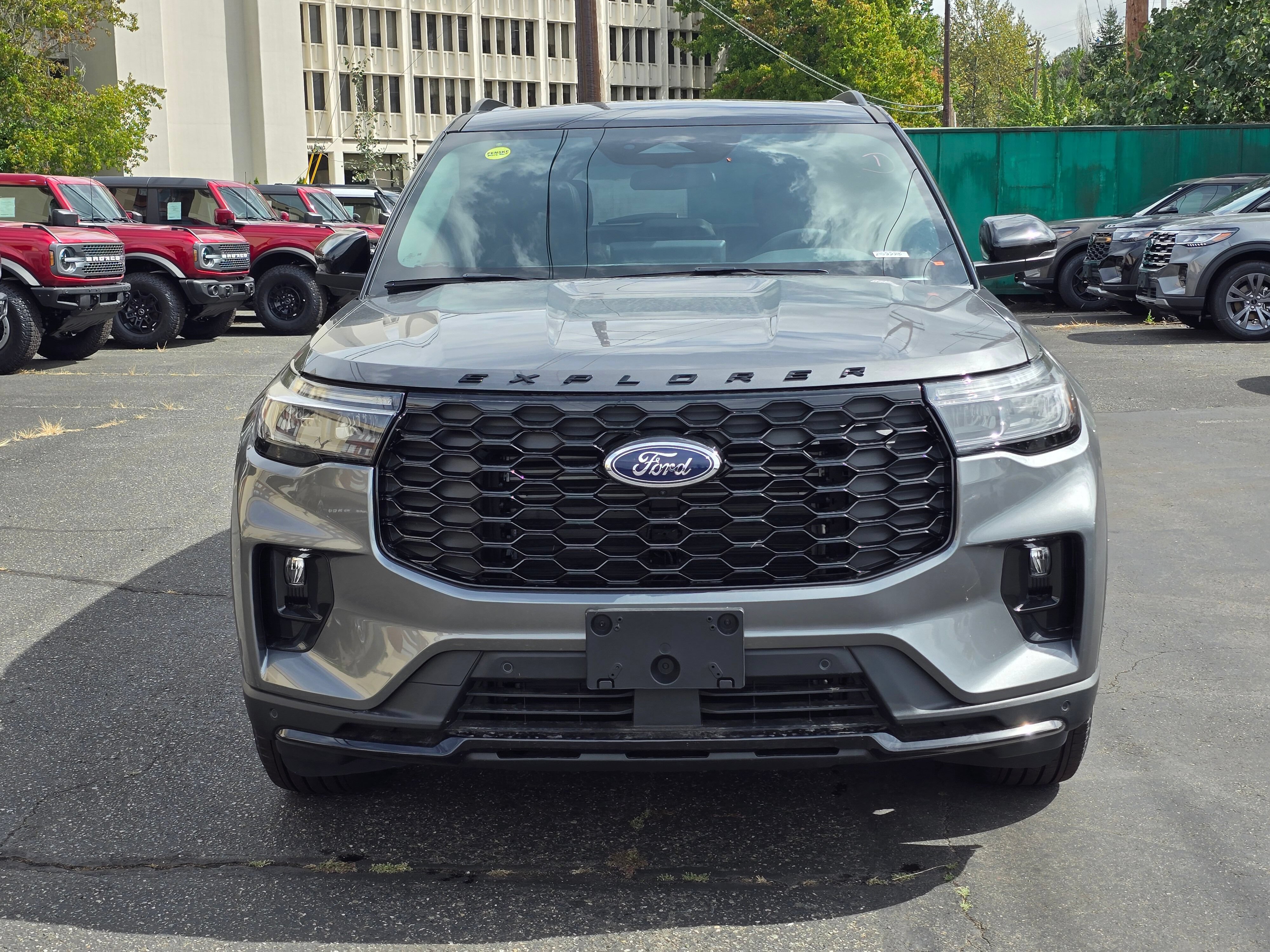 New 2026 Ford Explorer ST-Line AWD/4WD image 2