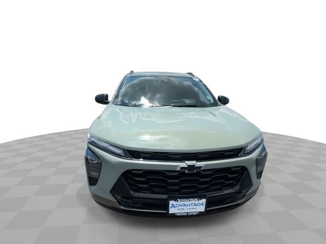 Certified 2024 Chevrolet Trax ACTIV w/ Sunroof Package FWD image 3