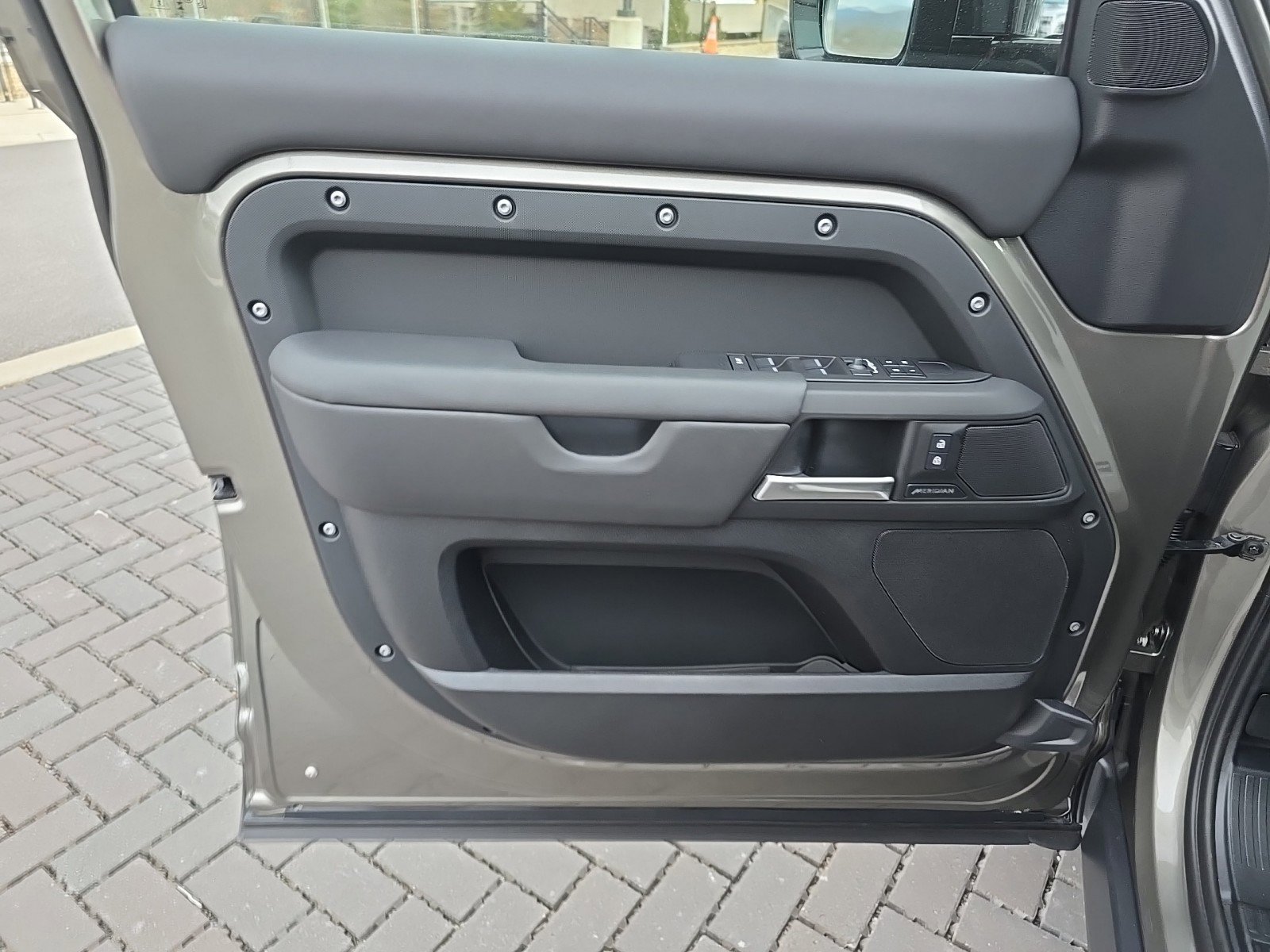 Certified 2025 Land Rover Defender 110 S image 19