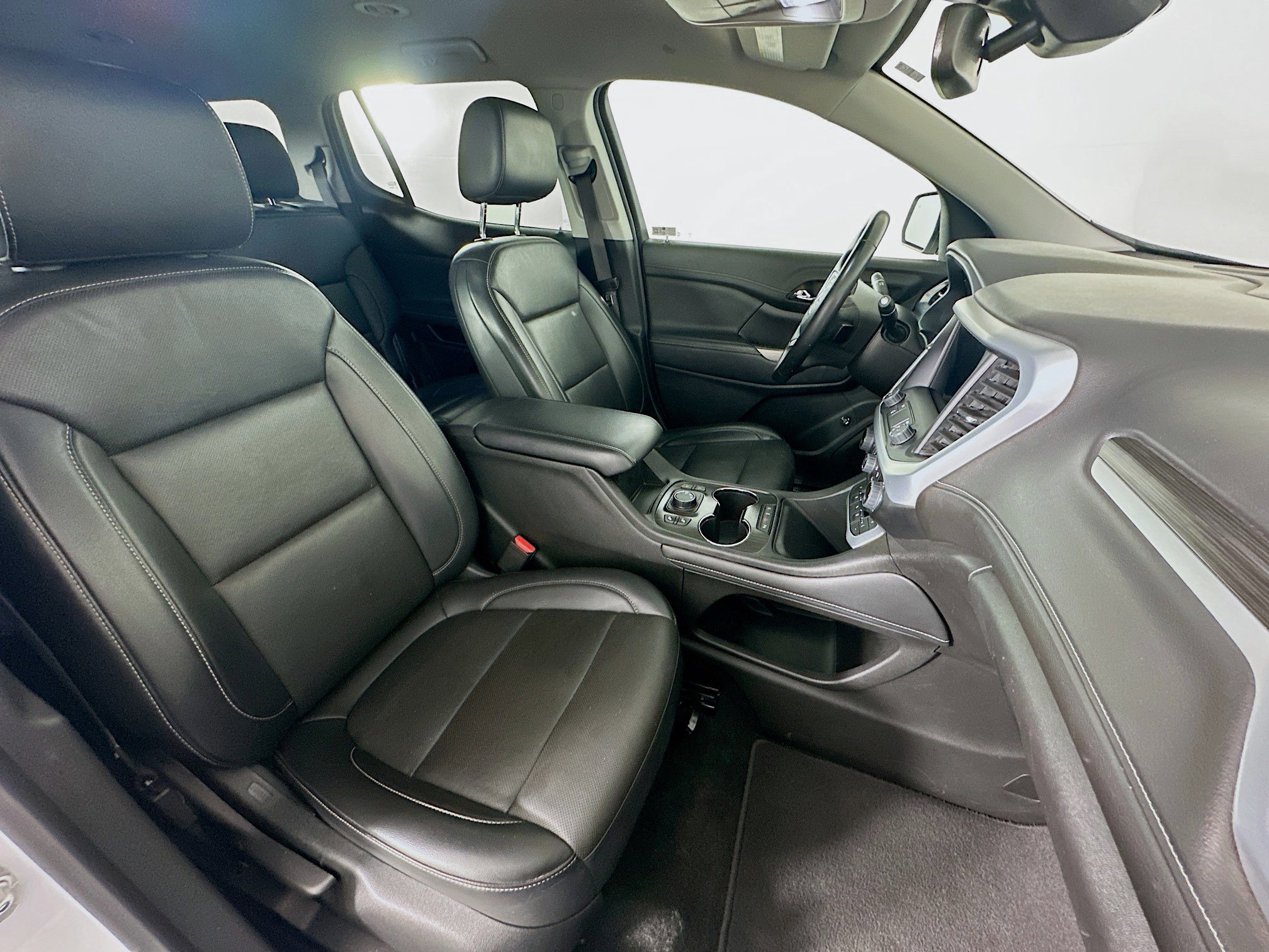 Used 2023 GMC Acadia SLT image 34