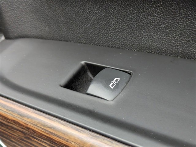 Used 2021 Chevrolet Silverado 1500 High Country w/ Technology Package image 38