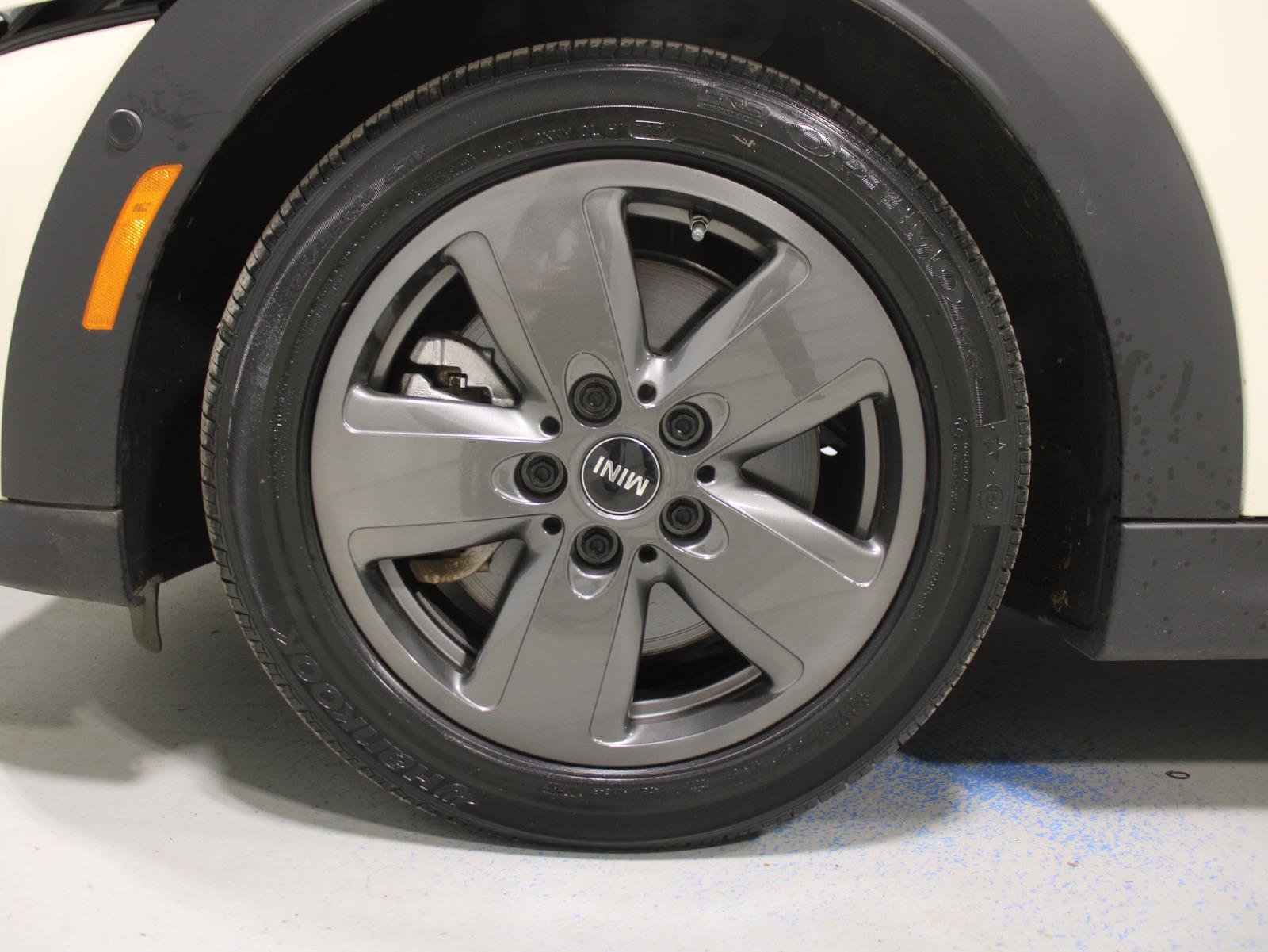 Certified 2022 MINI Cooper S w/ Driver Assistance Package image 22