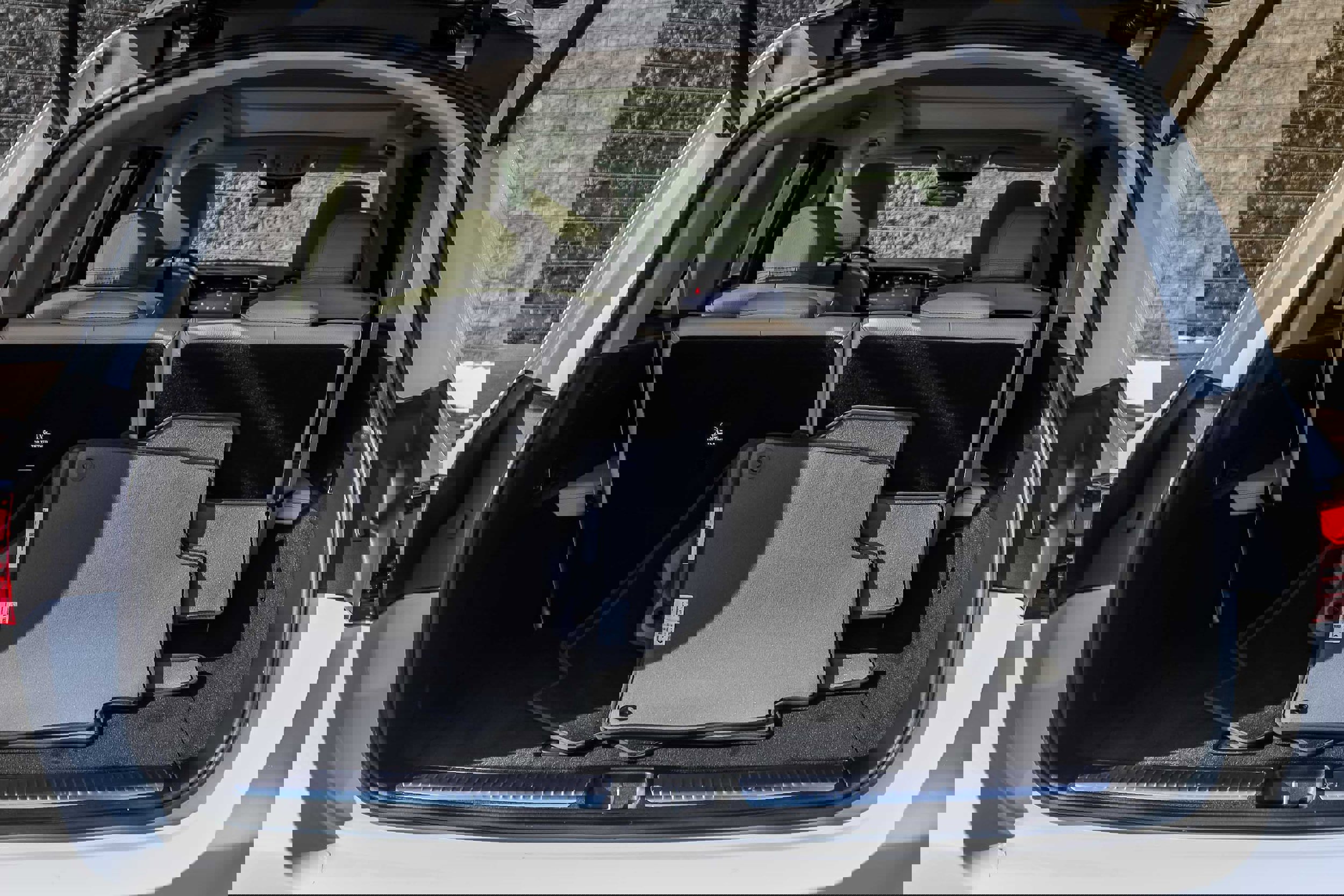 Used 2024 Mercedes-Benz GLS 450 4MATIC image 18