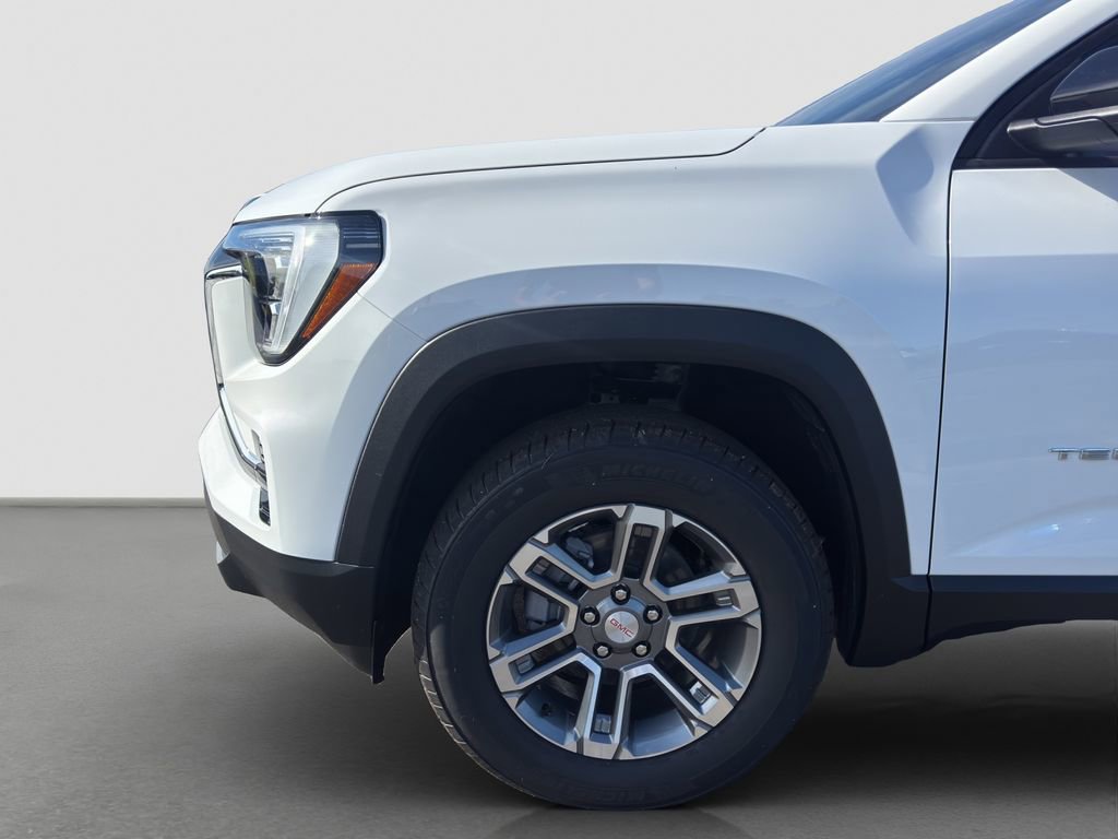New 2026 GMC Terrain Elevation w/ LPO, Floor Liner Package FWD image 22