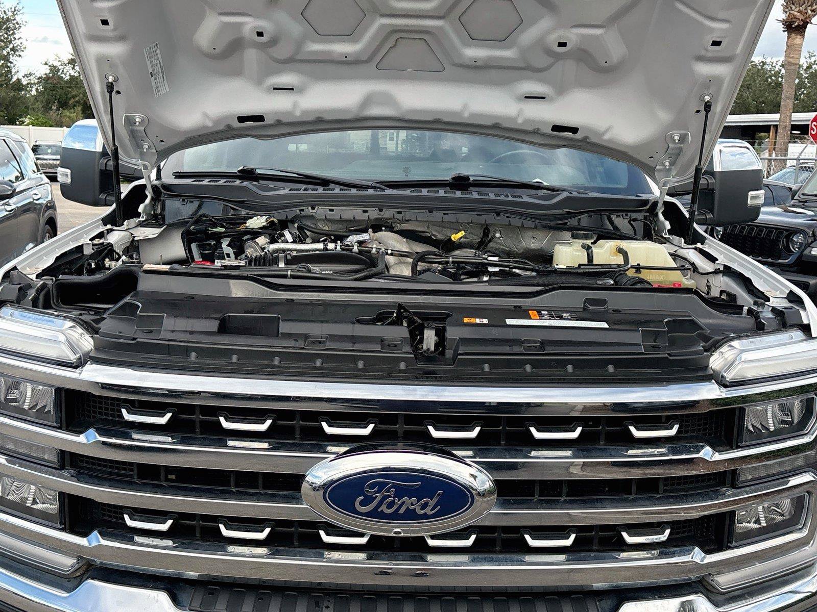 Used 2023 Ford F250 Lariat w/ Chrome Package AWD/4WD image 31
