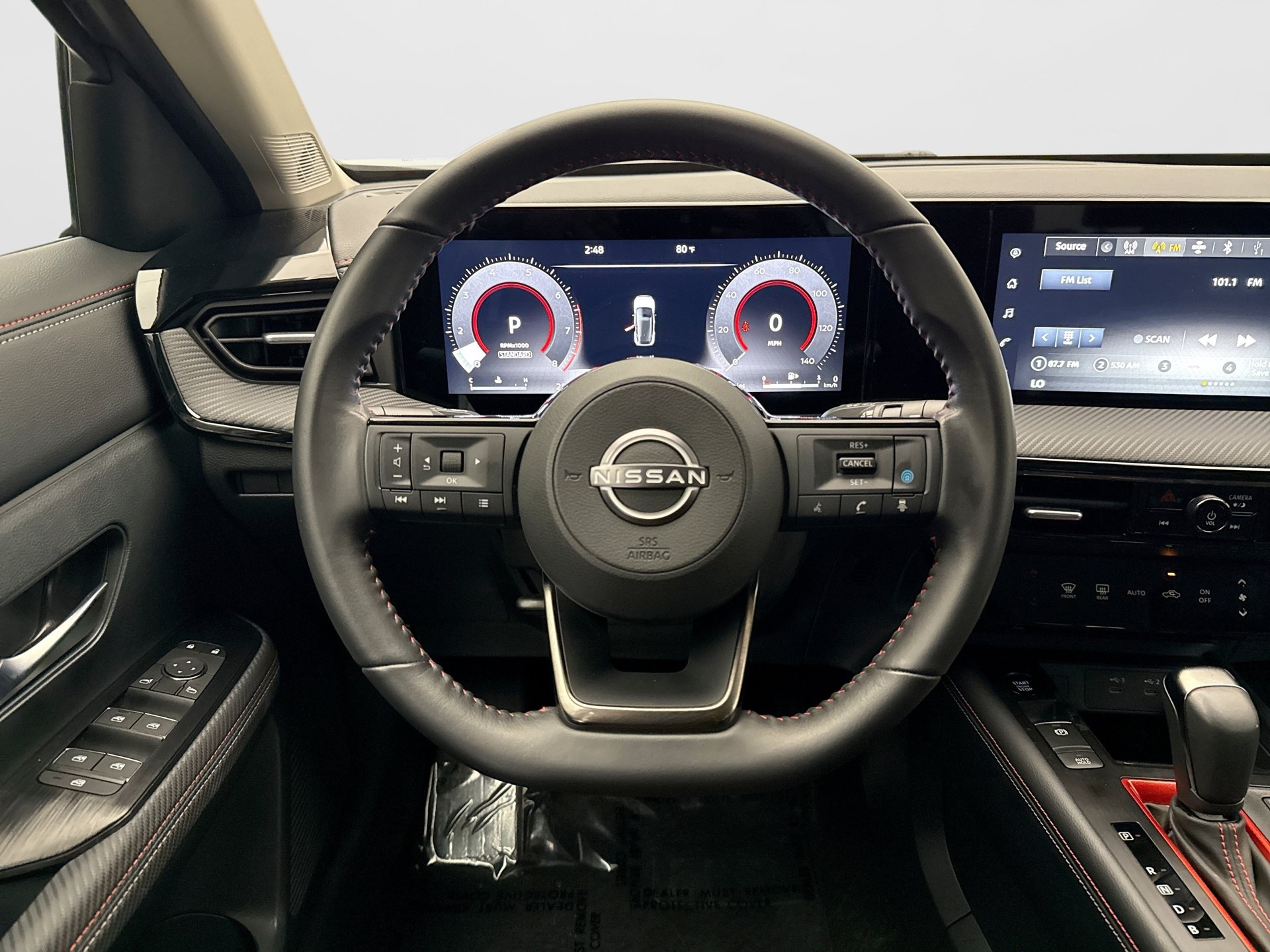 Used 2025 Nissan Kicks SR AWD/4WD image 12