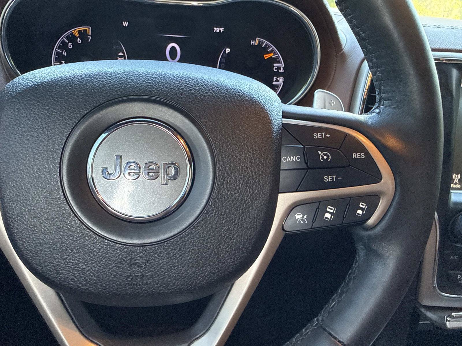 Used 2017 Jeep Grand Cherokee Summit AWD/4WD image 16