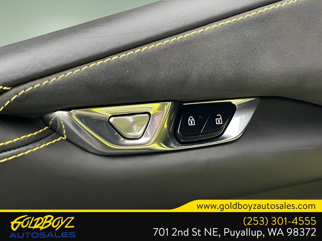 Used 2022 Chevrolet Corvette Stingray Premium Cpe w/ Z51 Performance Package image 33