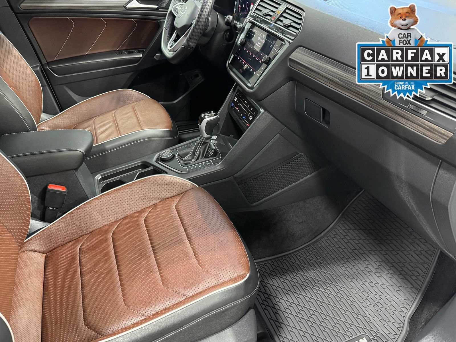 Used 2024 Volkswagen Tiguan SEL R-Line AWD/4WD image 57