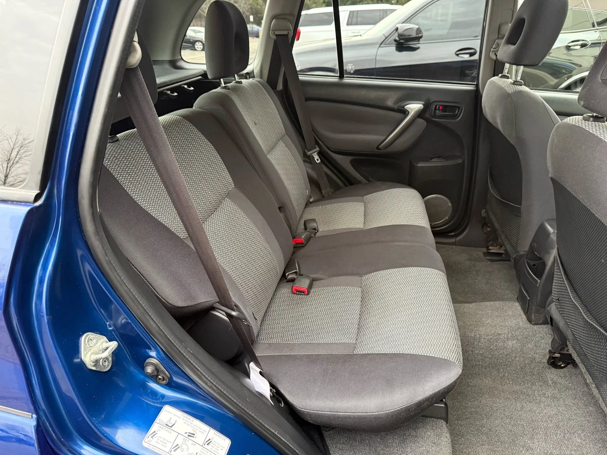 Used 2004 Toyota RAV4 Sport Utility 4D image 21