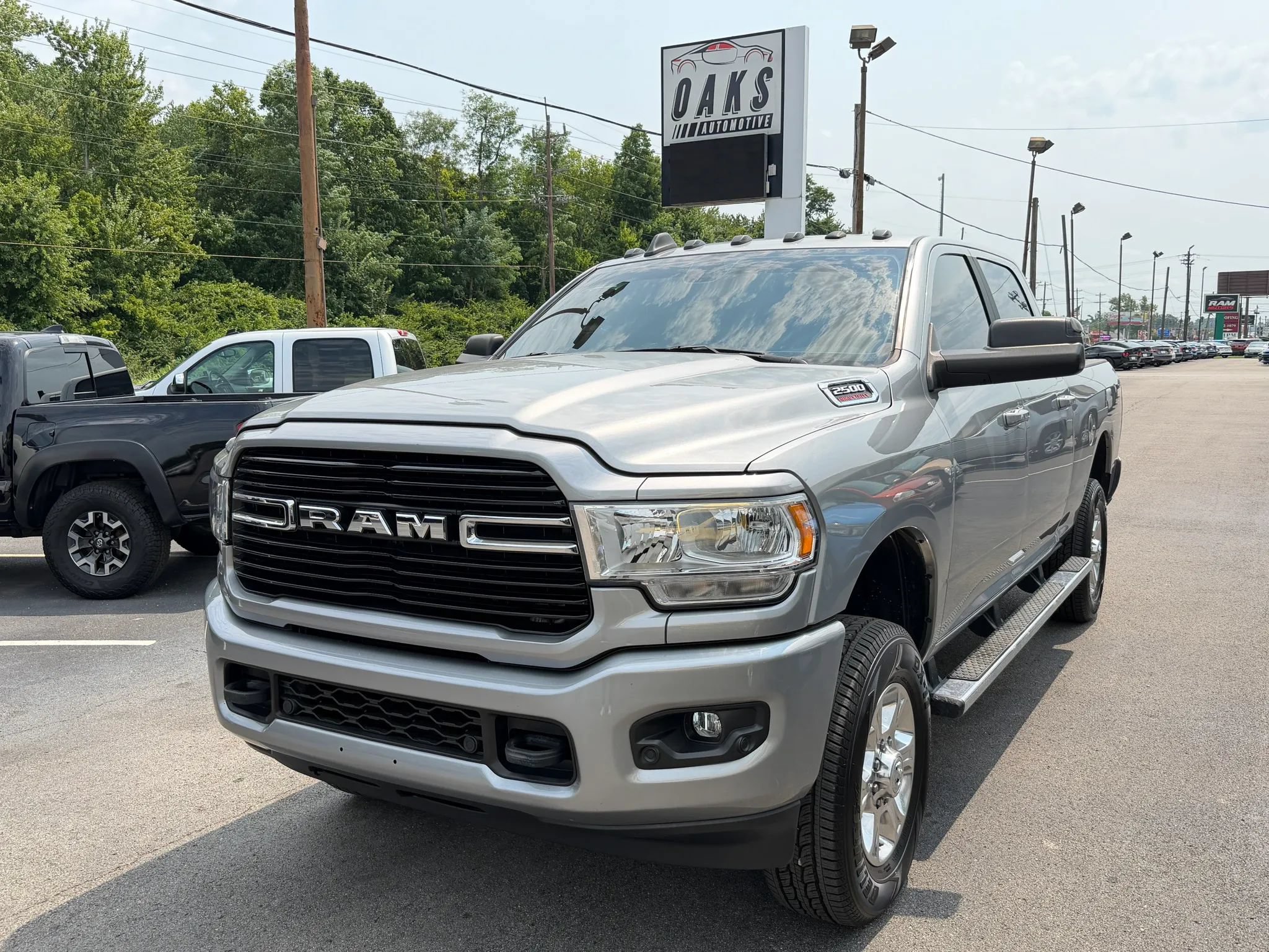 Used 2021 RAM 2500 Big Horn w/ Level 1 Equipment Group AWD/4WD image 2