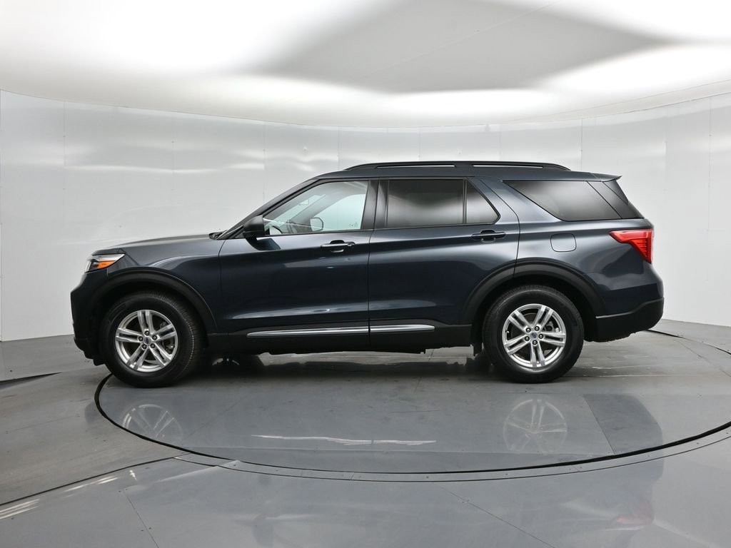 Certified 2022 Ford Explorer XLT image 30