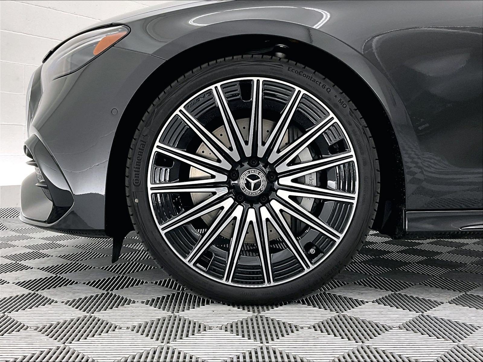 New 2027 Mercedes-Benz E 450 4MATIC Sedan image 10