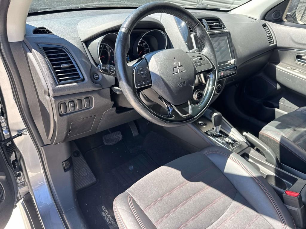 Used 2024 Mitsubishi Outlander Sport SE image 4