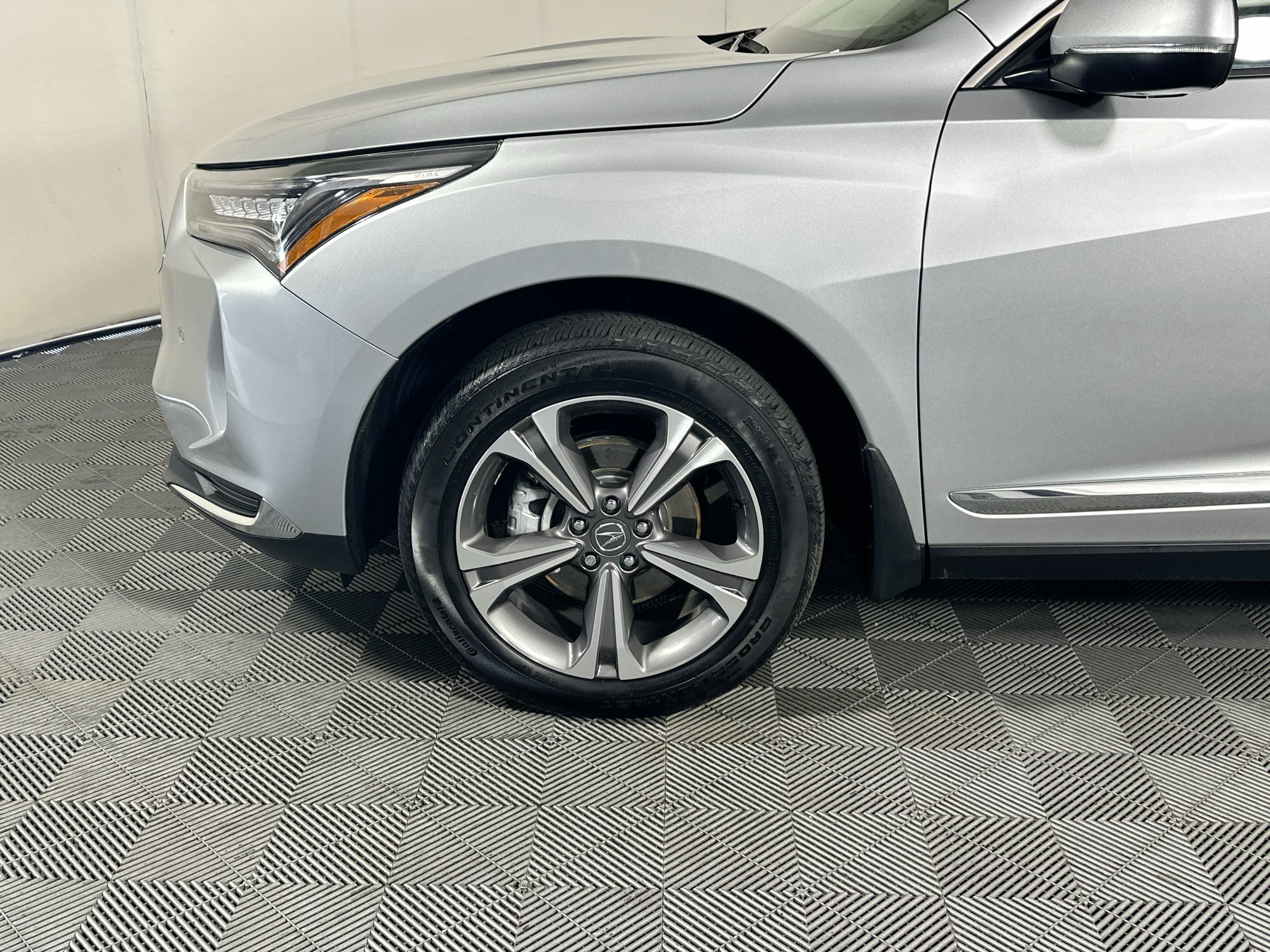Used 2025 Acura RDX w/ Technology Package AWD/4WD image 11