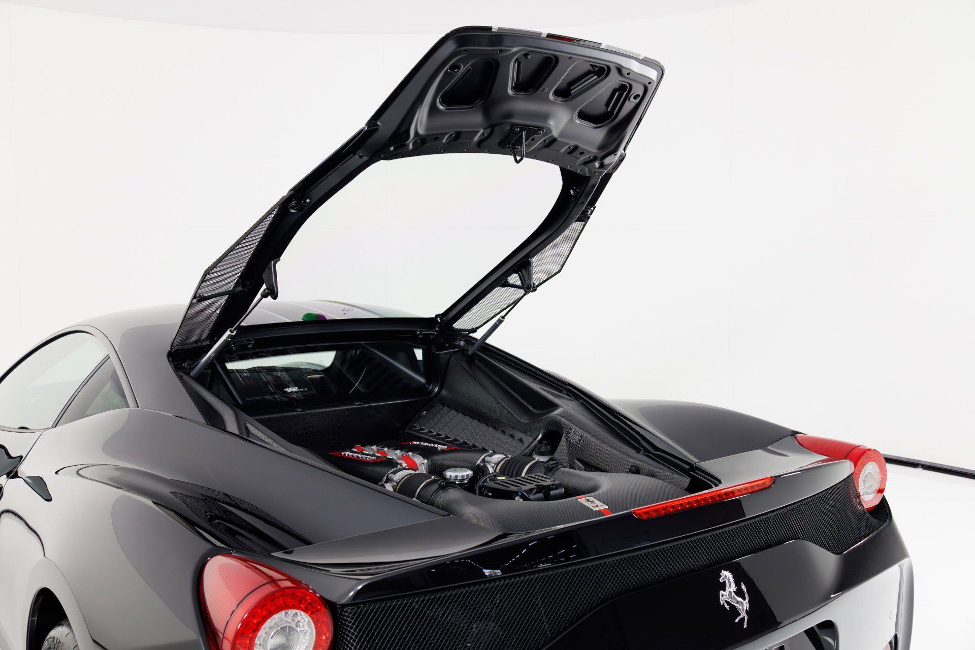 Used 2014 Ferrari 458 Speciale Coupe image 36