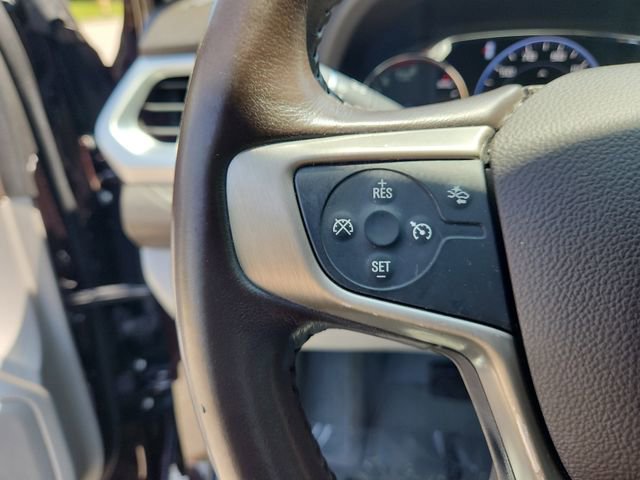 Certified 2020 GMC Acadia SLT w/ Driver Alert Package II FWD image 24