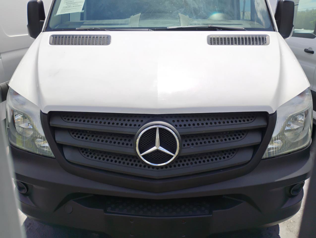 Used 2017 Mercedes-Benz Sprinter 2500 w/ Driver Comfort Package image 17