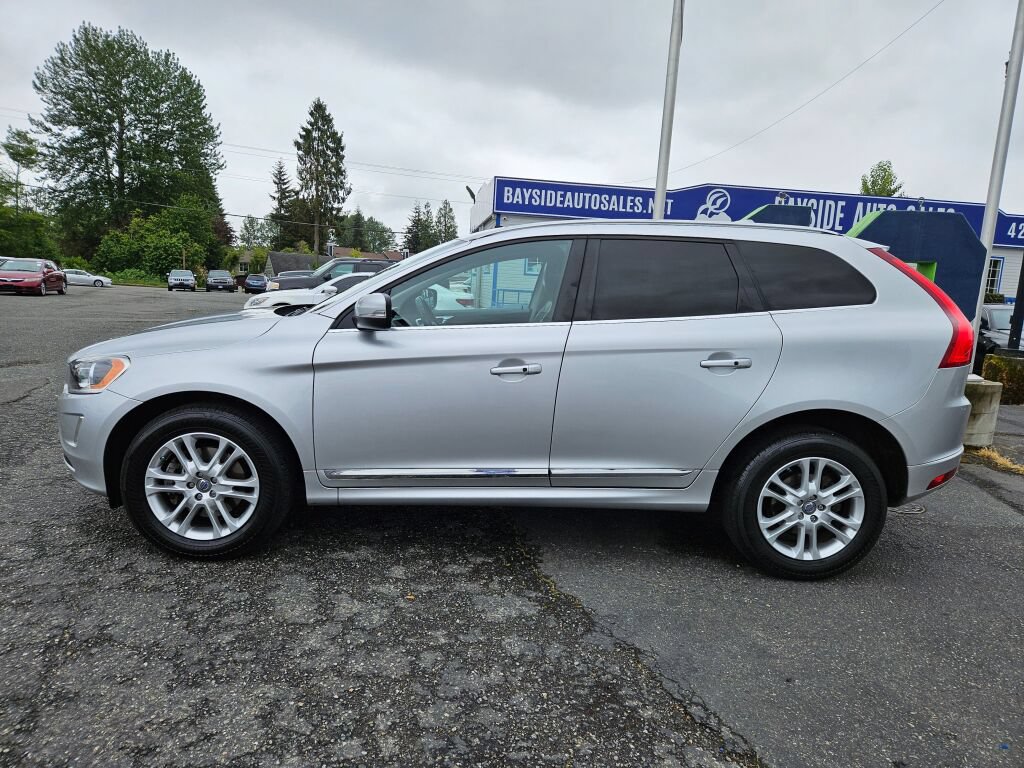 Used 2015 Volvo XC60 T5 AWD/4WD image 2