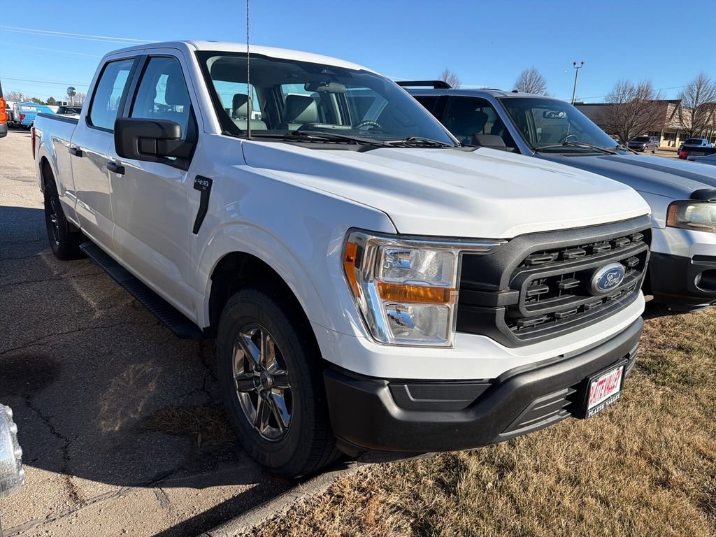 Used 2017 Ford Expedition EL XL AWD/4WD image 3