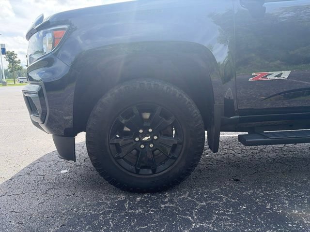 Used 2022 Chevrolet Colorado Z71 w/ Z71 Midnight Edition AWD/4WD image 4