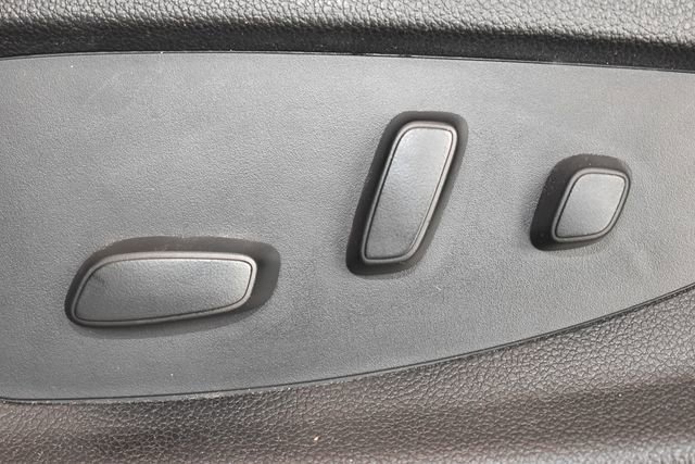 Used 2018 Chevrolet Tahoe LT w/ Luxury Package AWD/4WD image 24