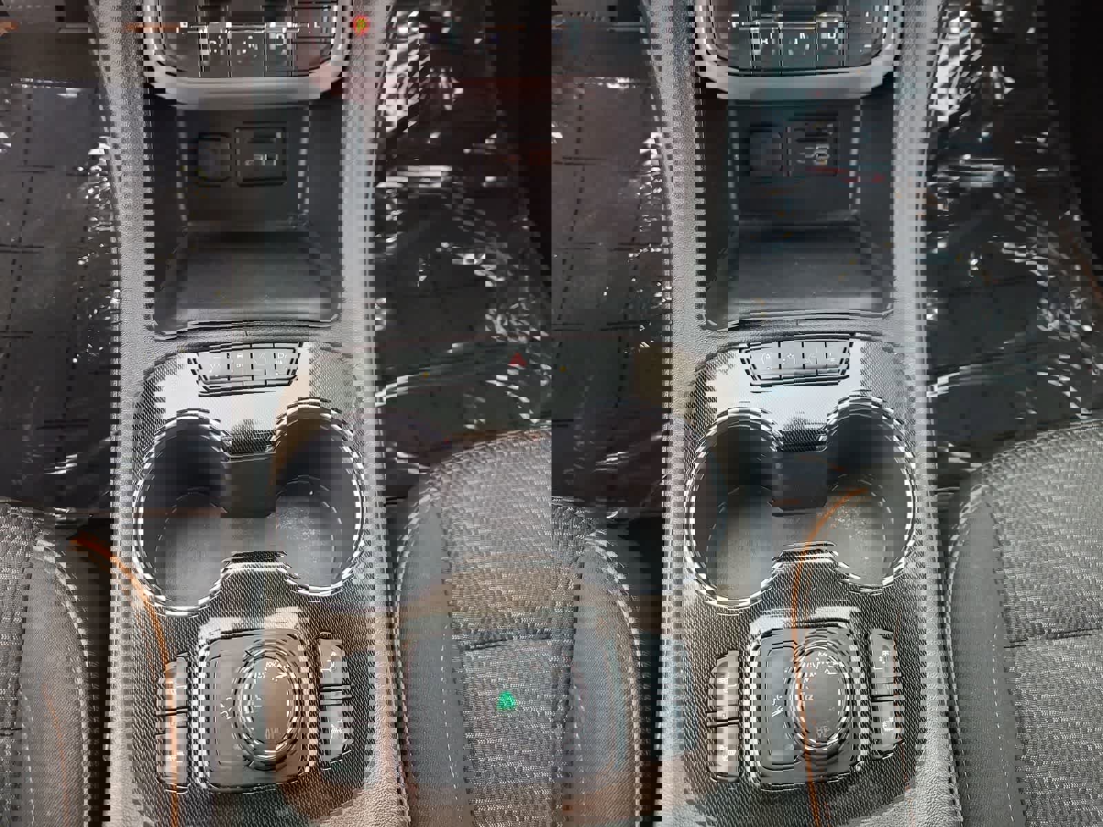 Used 2020 GMC Acadia AT4 image 25