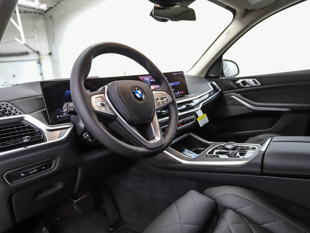 Used 2025 BMW X7 xDrive40i image 10