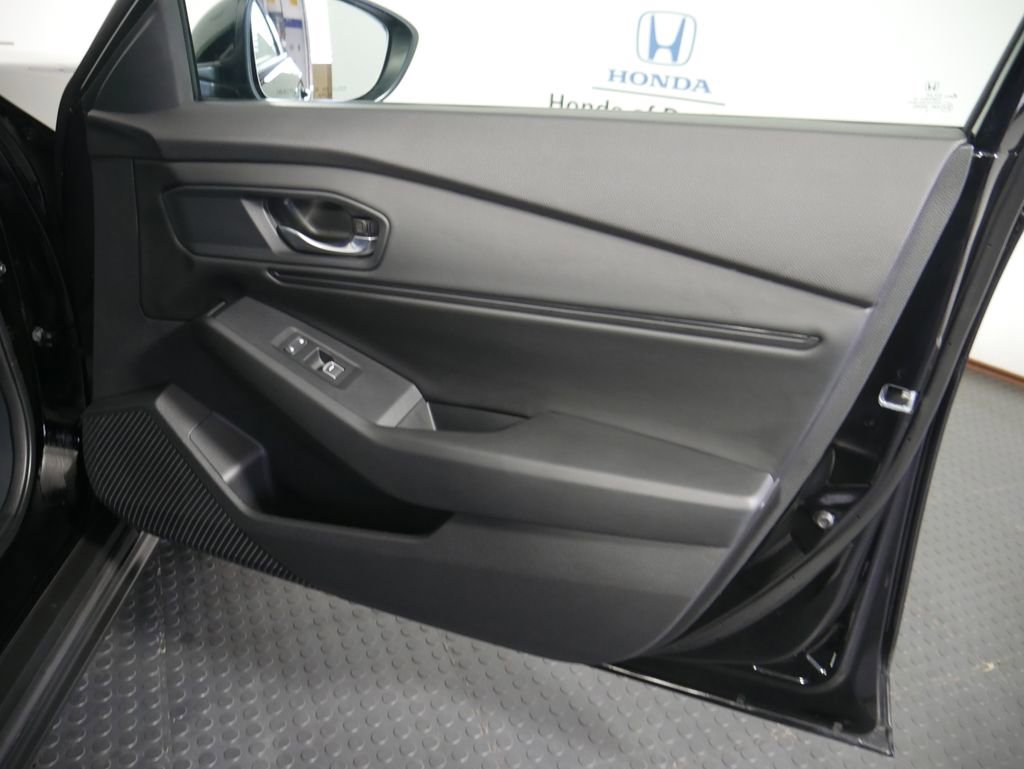 Certified 2023 Honda Accord EX image 5