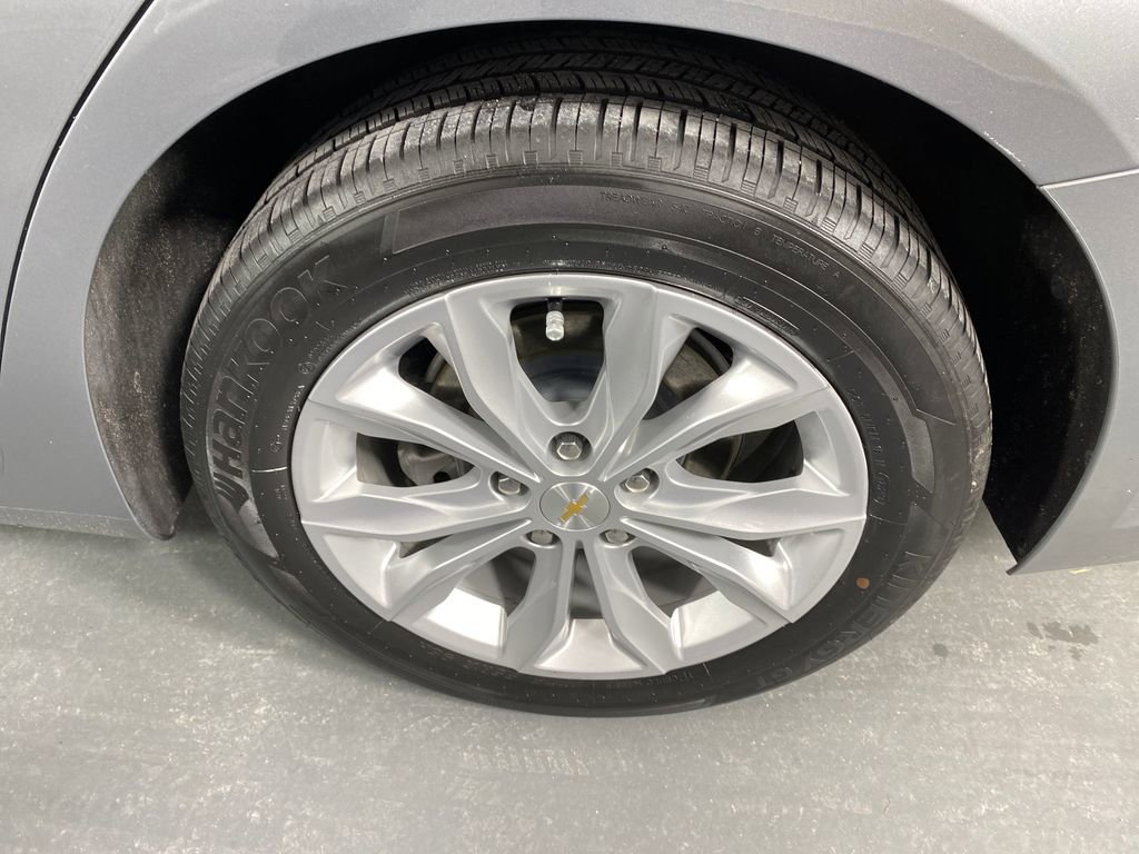 Used 2024 Chevrolet Malibu LT image 26