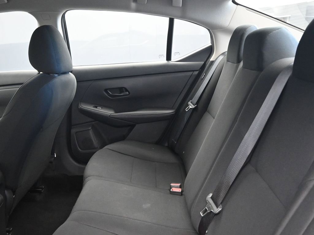 Used 2025 Nissan Sentra S image 17