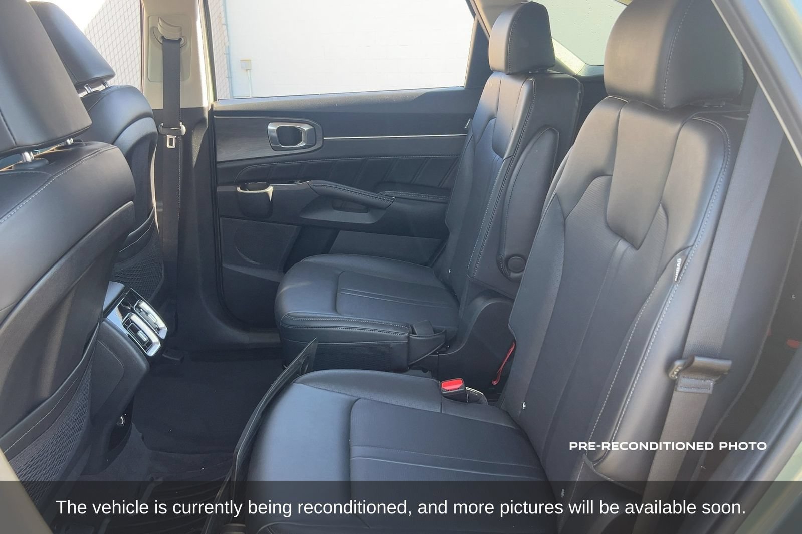 Used 2024 Kia Sorento SX AWD/4WD image 12