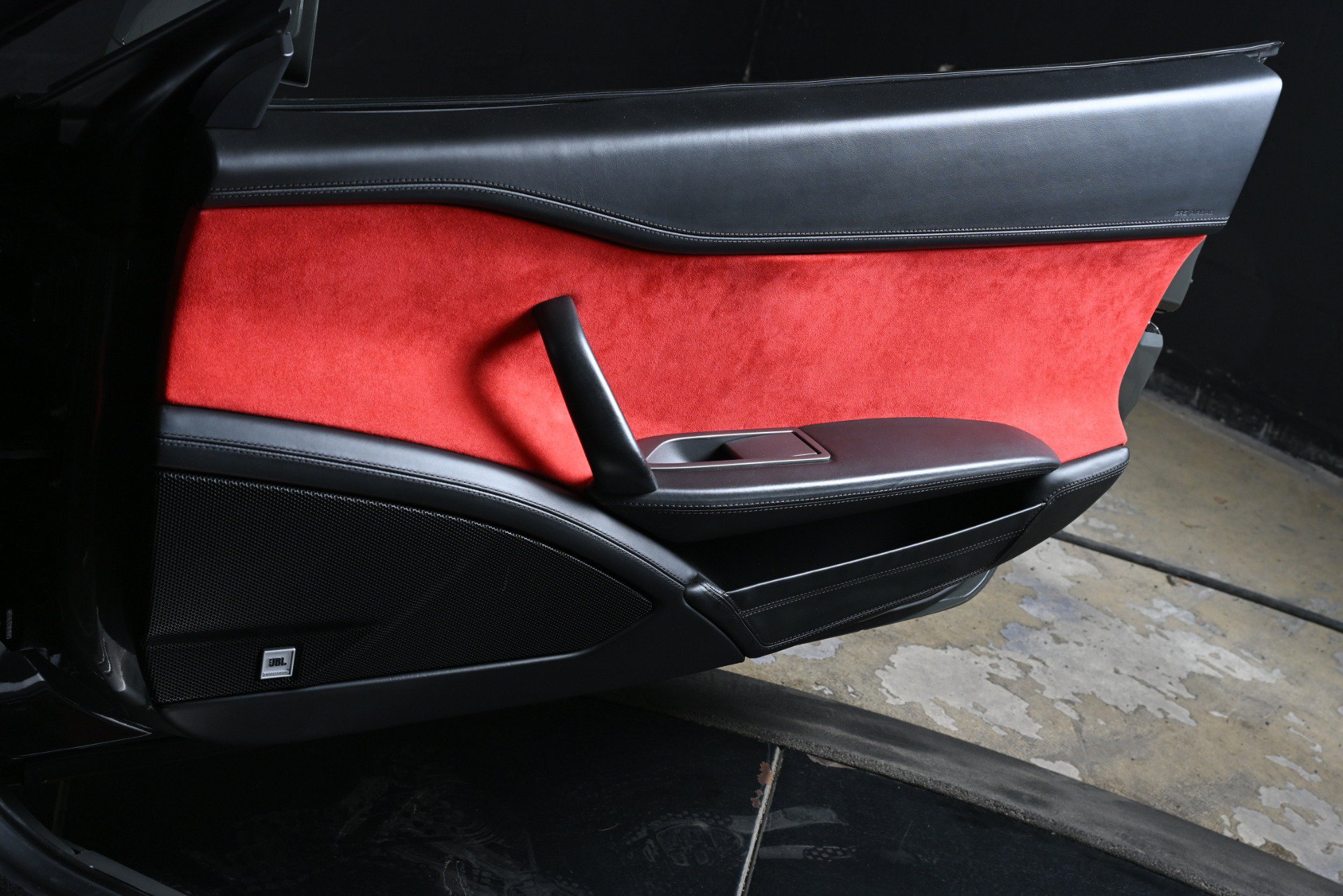 Used 2014 Ferrari 458 Spider RWD image 37